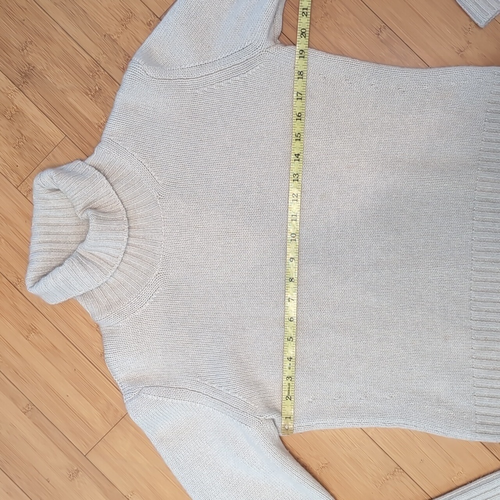 Agnona 100% Cashmere Beige Turtleneck Sweater Size 50 Large - Picture 5 of 8